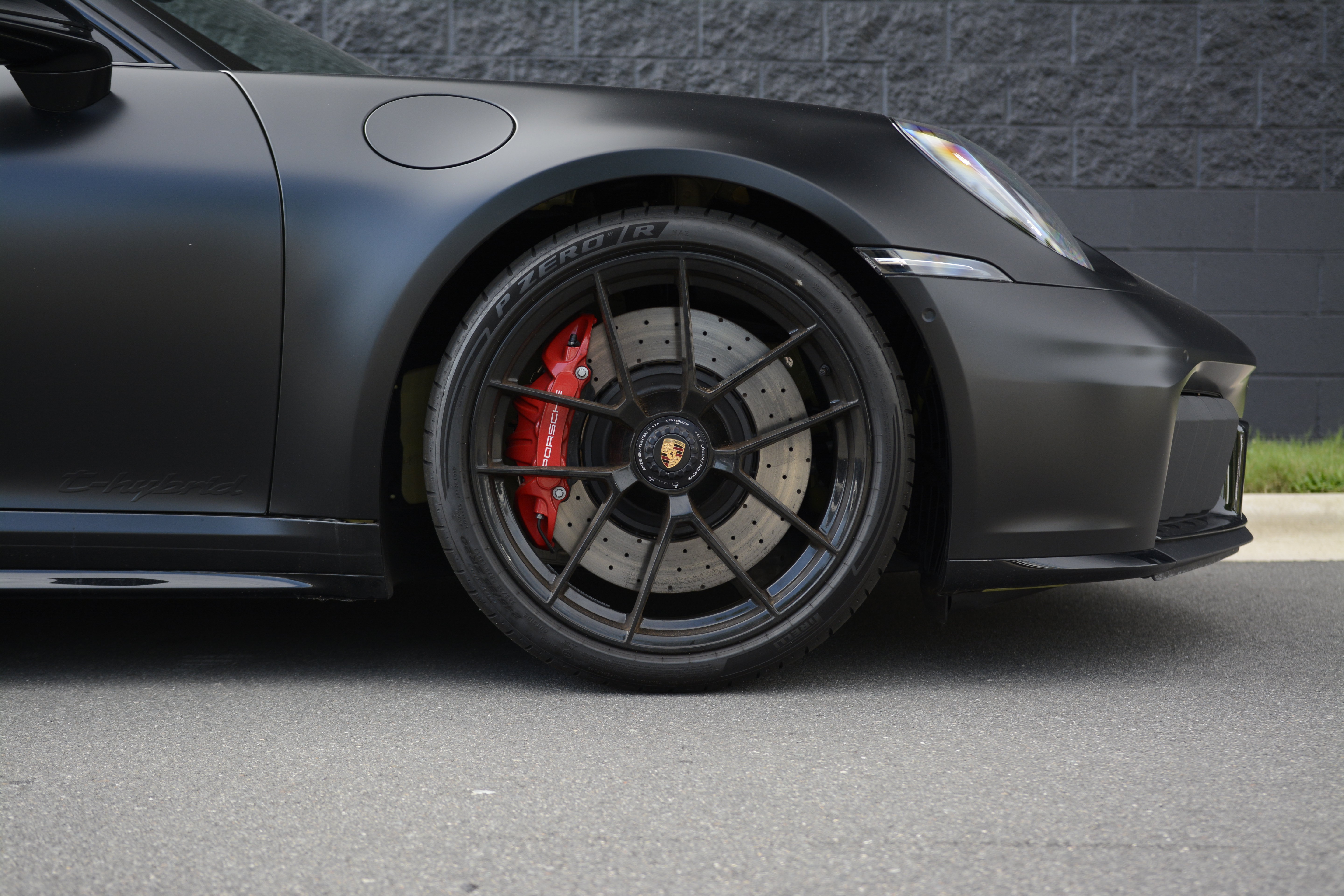 Certified 2025 Porsche 911 Carrera GTS RWD image 11