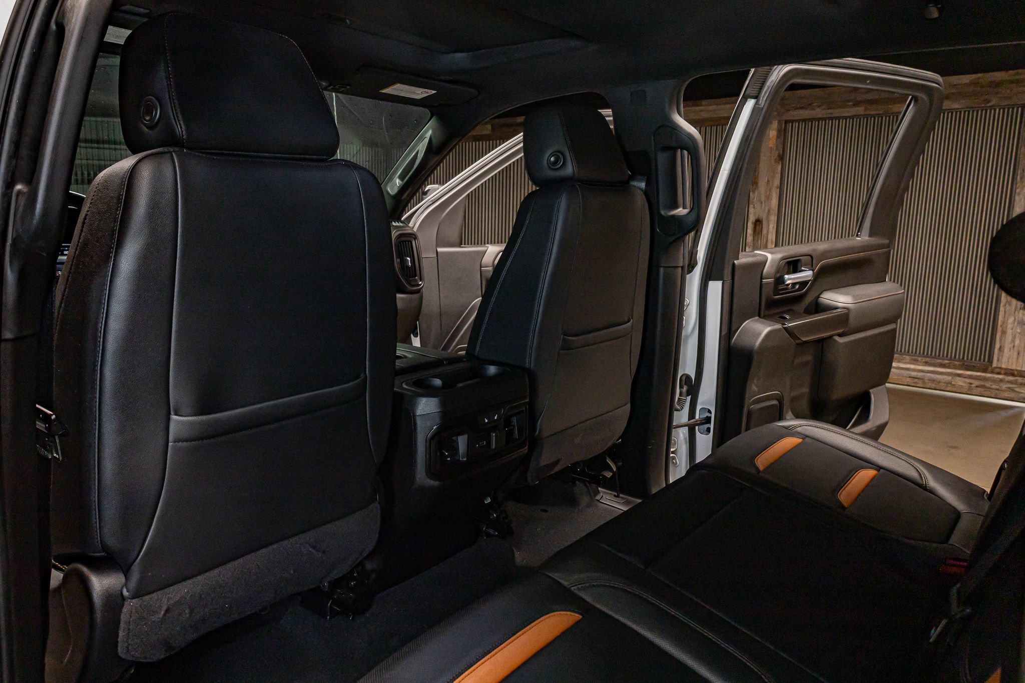 Used 2021 GMC Sierra 2500 AT4 w/ AT4 Premium Plus Package image 23