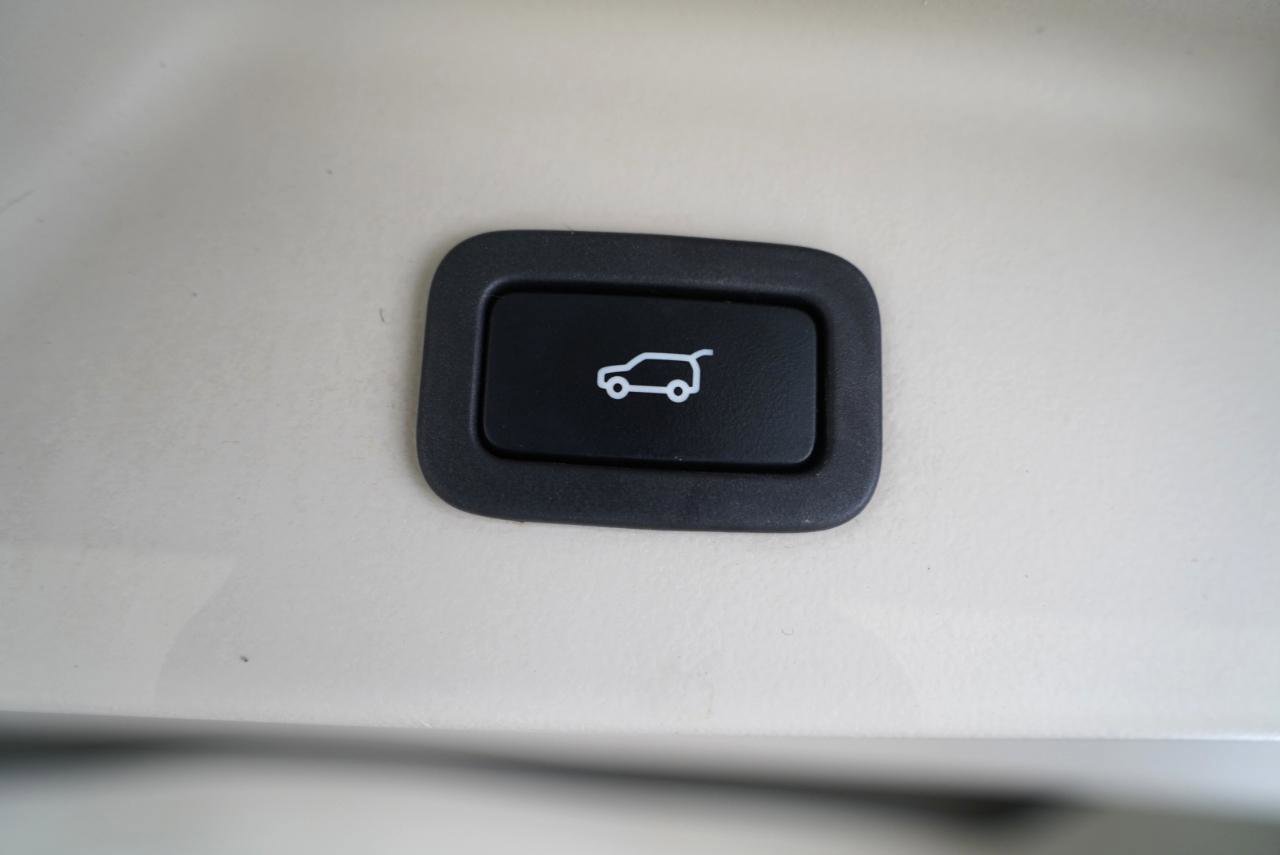 Used 2017 Land Rover Range Rover Supercharged image 37