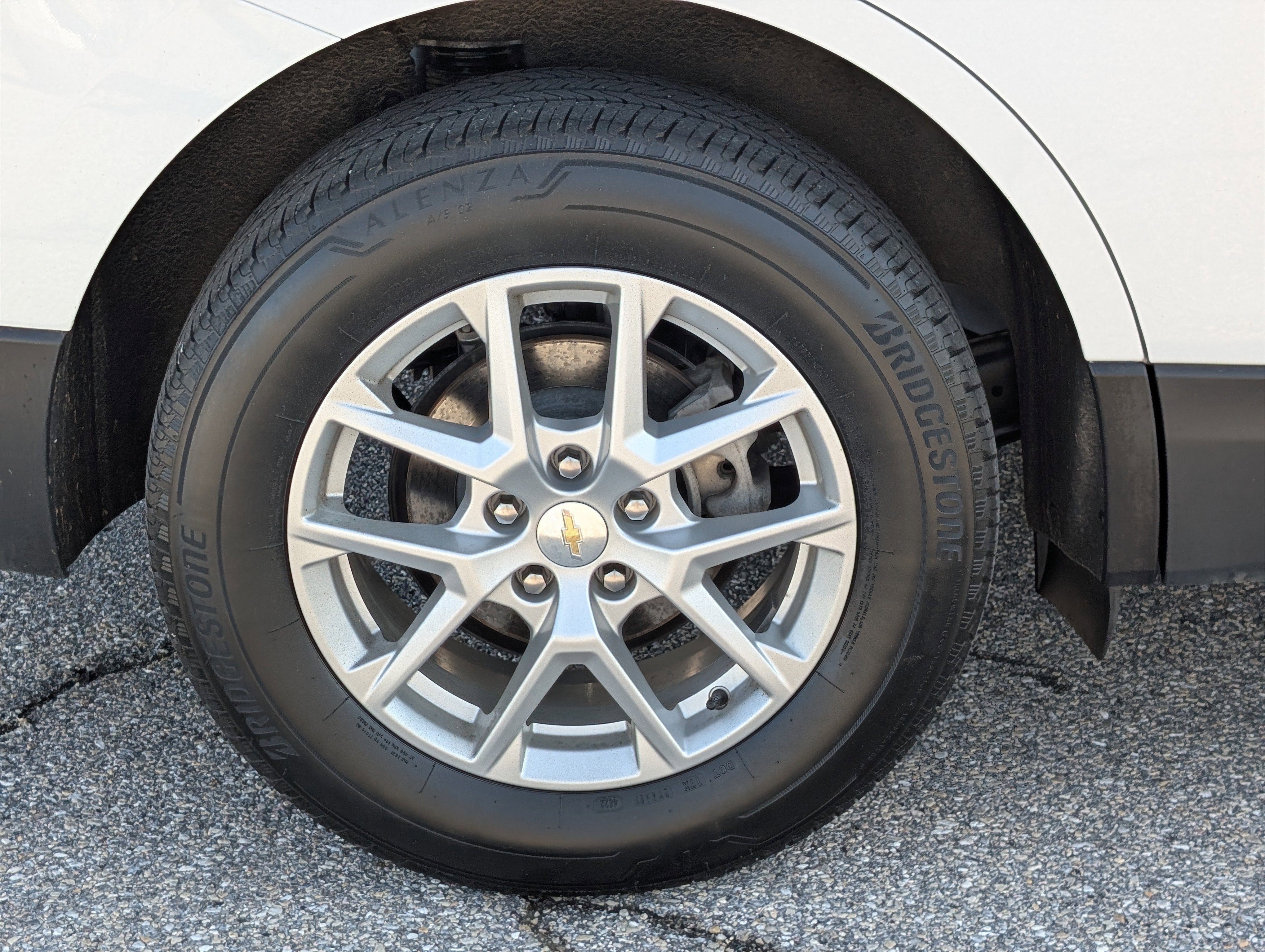 Used 2023 Chevrolet Equinox LS w/ LS Convenience Package image 10