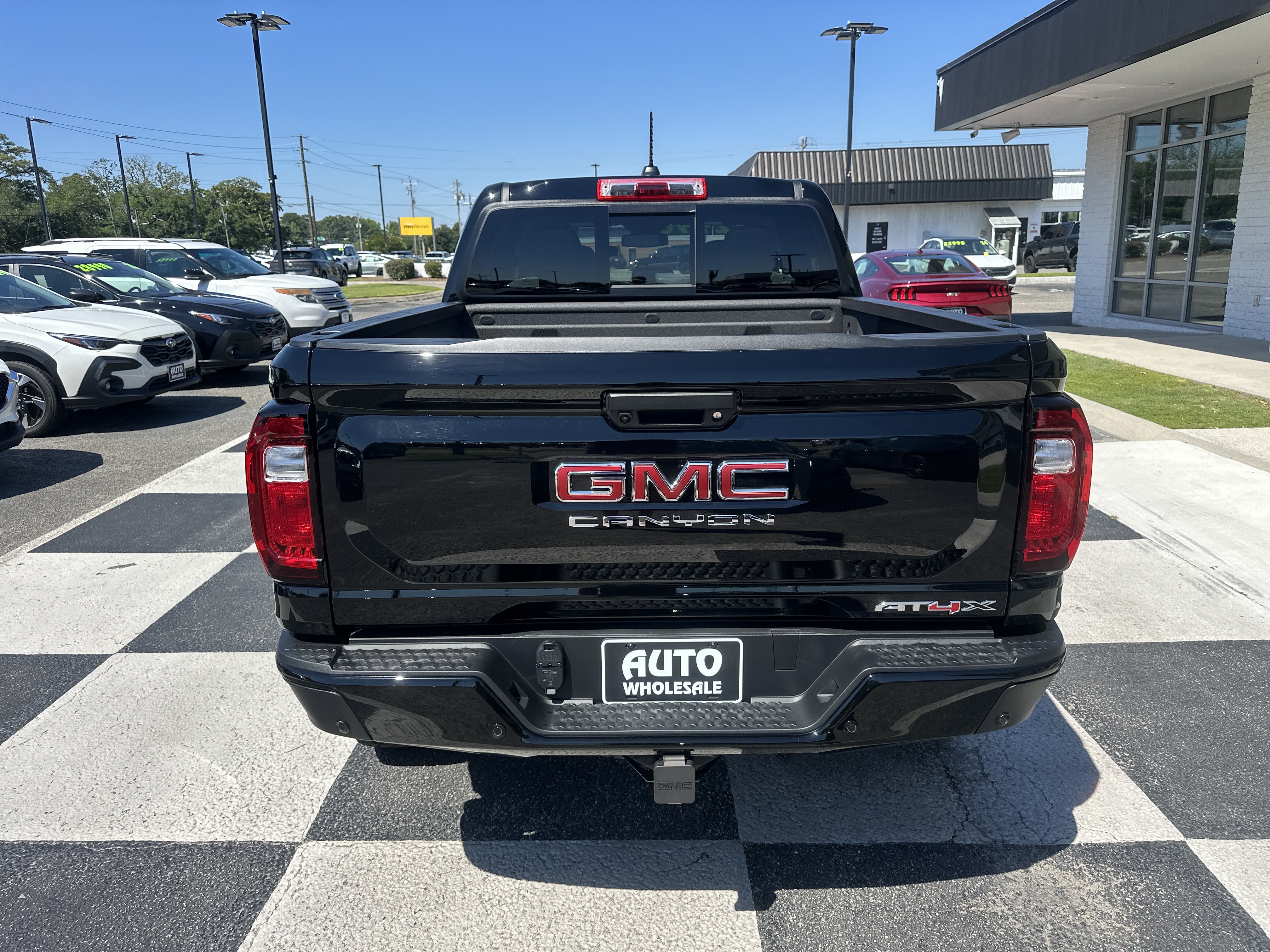 Used 2026 GMC Canyon AT4X AWD/4WD image 9