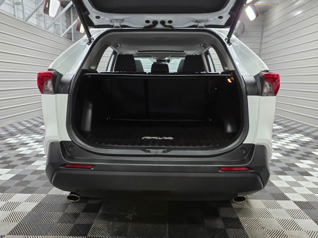 Used 2020 Toyota RAV4 XLE w/ Convenience Package AWD/4WD image 39