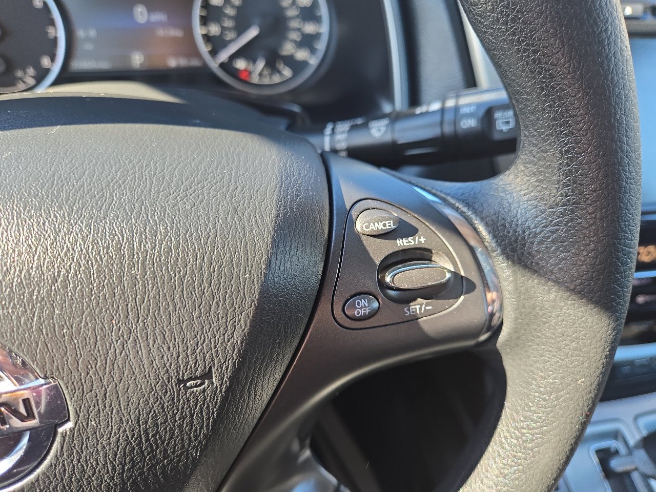 Used 2019 Nissan Murano S image 14