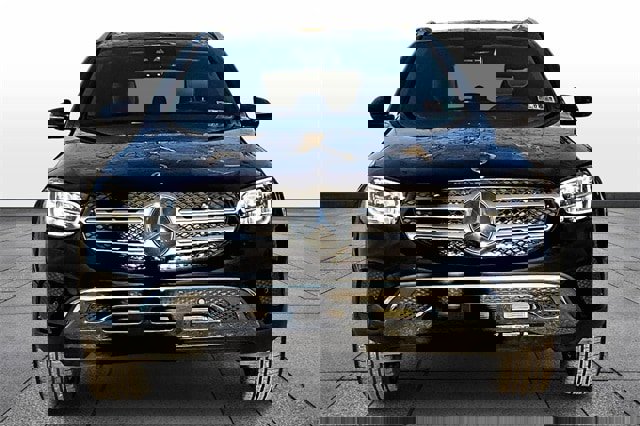 Certified 2022 Mercedes-Benz GLC 300 4MATIC image 2