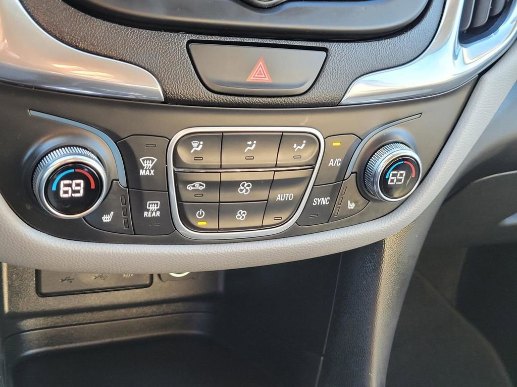 Used 2020 Chevrolet Equinox LT image 26