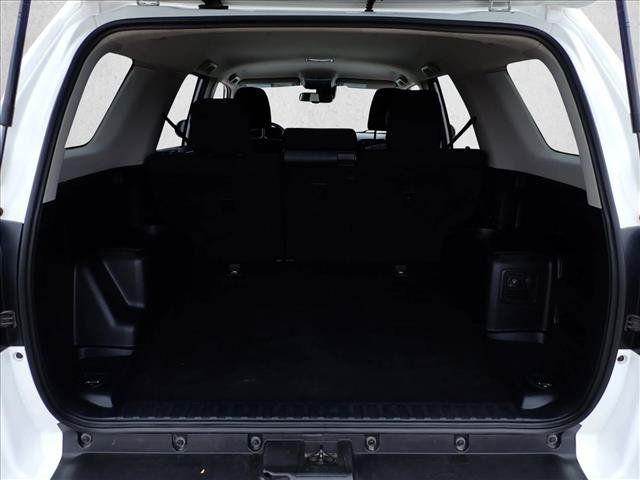 Used 2022 Toyota 4Runner TRD Off-Road AWD/4WD image 8