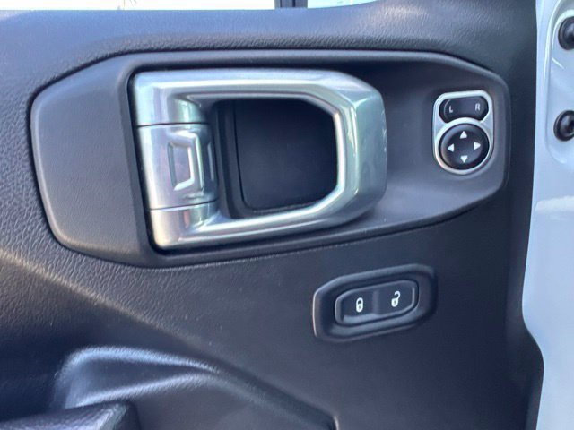 Used 2024 Jeep Wrangler Unlimited Rubicon AWD/4WD image 14