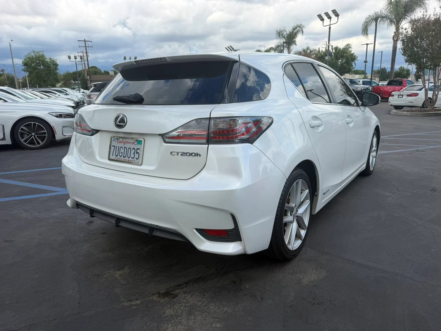 Used 2016 Lexus CT 200h w/ Accessory Package 2 FWD image 7