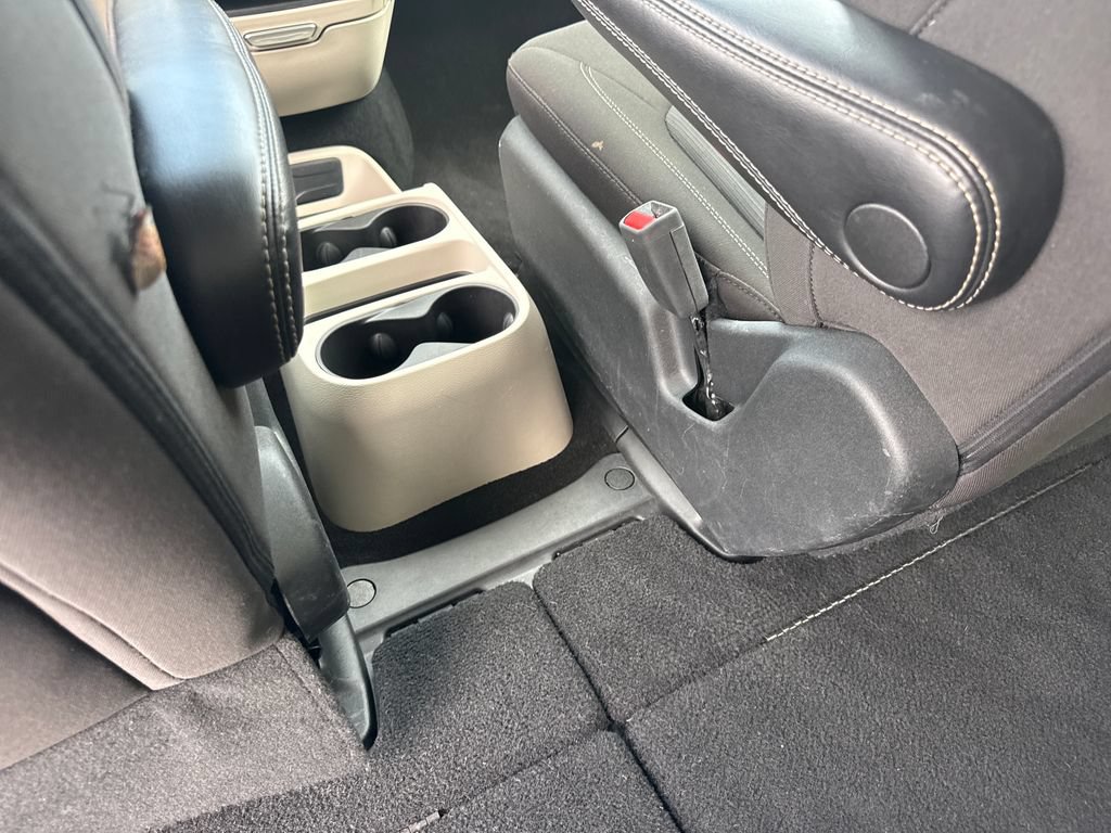 Used 2023 Chrysler Voyager LX FWD image 19