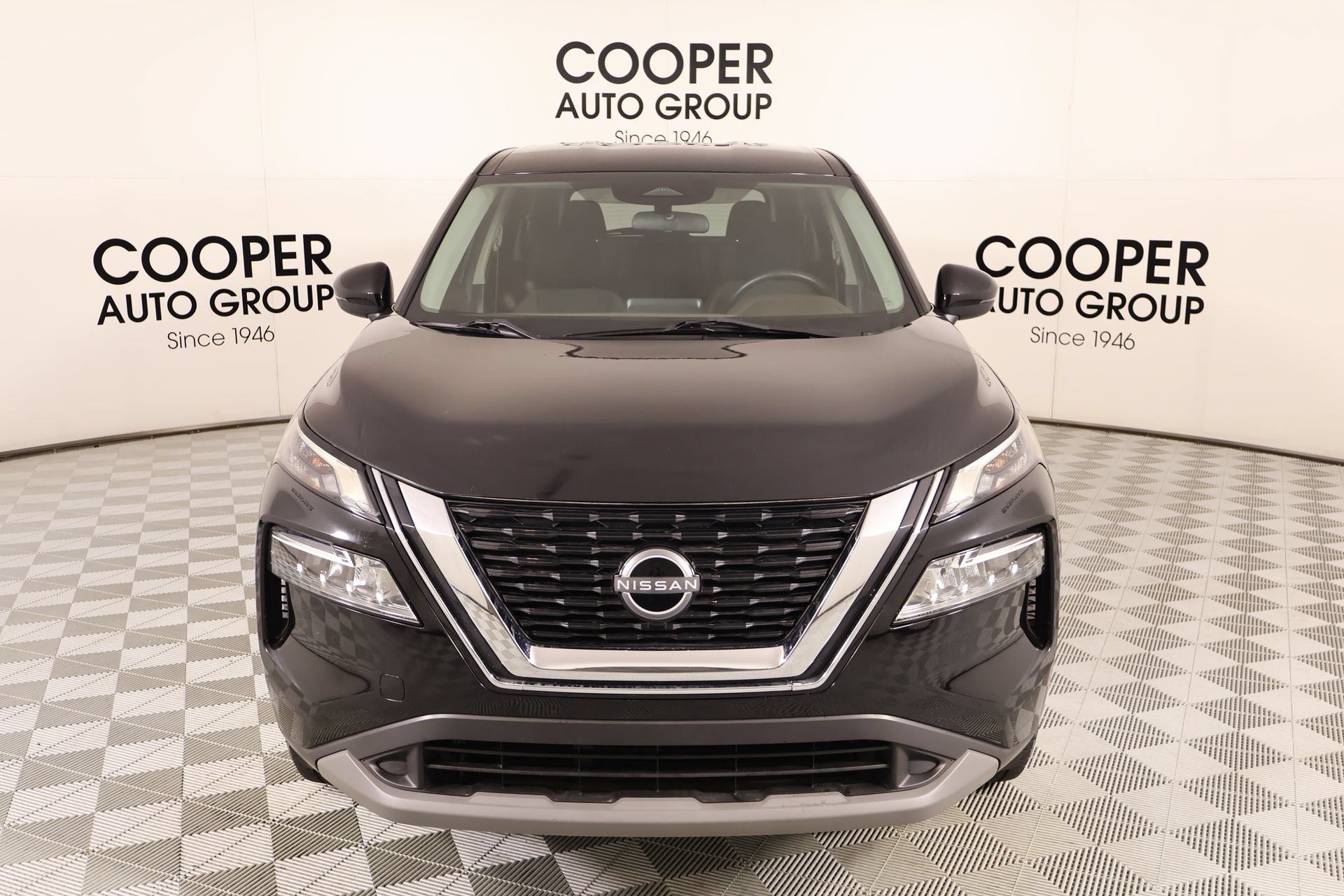 Used 2023 Nissan Rogue SV AWD/4WD image 8