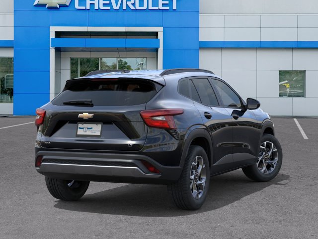 New 2026 Chevrolet Trax LT w/ Driver Confidence Package FWD image 4