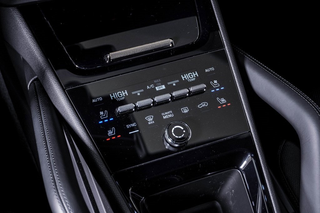 New 2026 Porsche Cayenne image 24