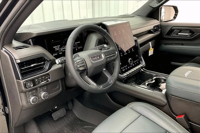 New 2026 GMC Yukon AT4 w/ AT4 Premium Package AWD/4WD image 8