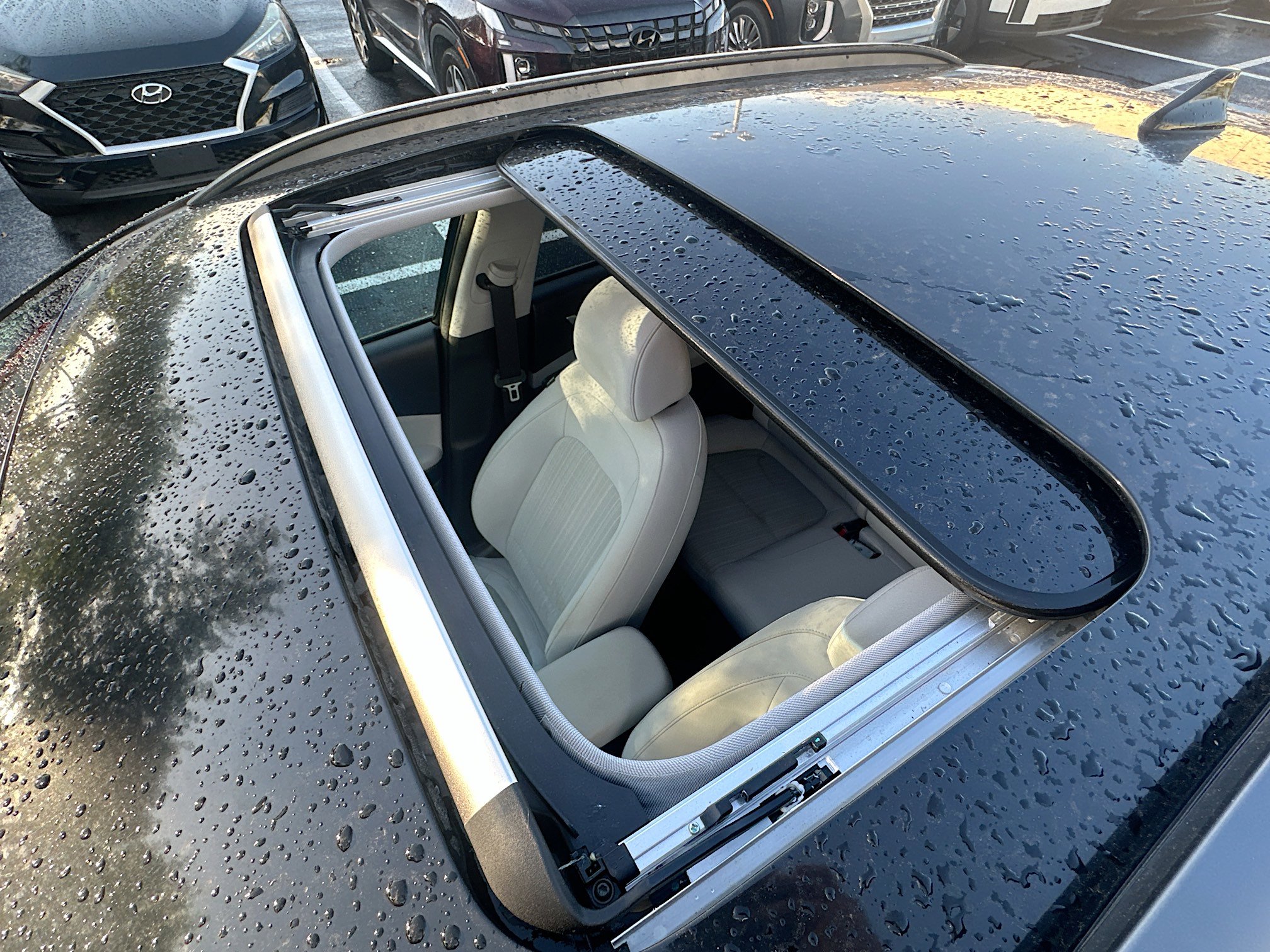 Used 2022 Hyundai Kona SEL w/ Convenience Package image 14