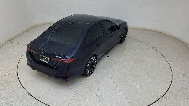 Used 2026 BMW 550e xDrive image 84