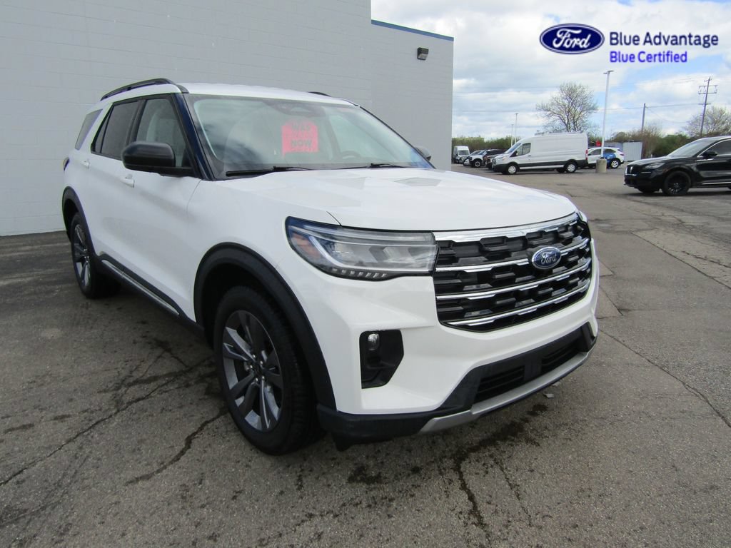Certified 2025 Ford Explorer Active w/ Active Comfort Package AWD/4WD image 9
