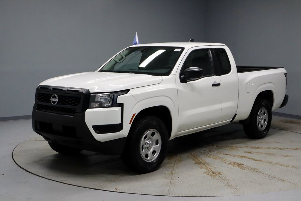 Certified 2025 Nissan Frontier S image 7