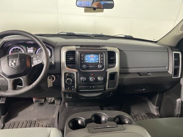 Used 2019 RAM 1500 Classic SLT image 23