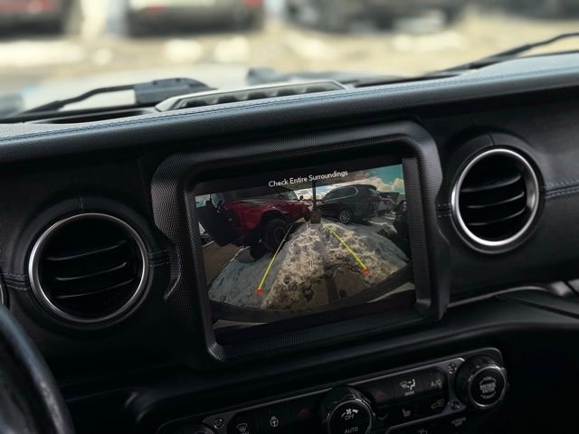 Used 2022 Jeep Wrangler Unlimited Rubicon 4xe w/ Cold Weather Group image 4