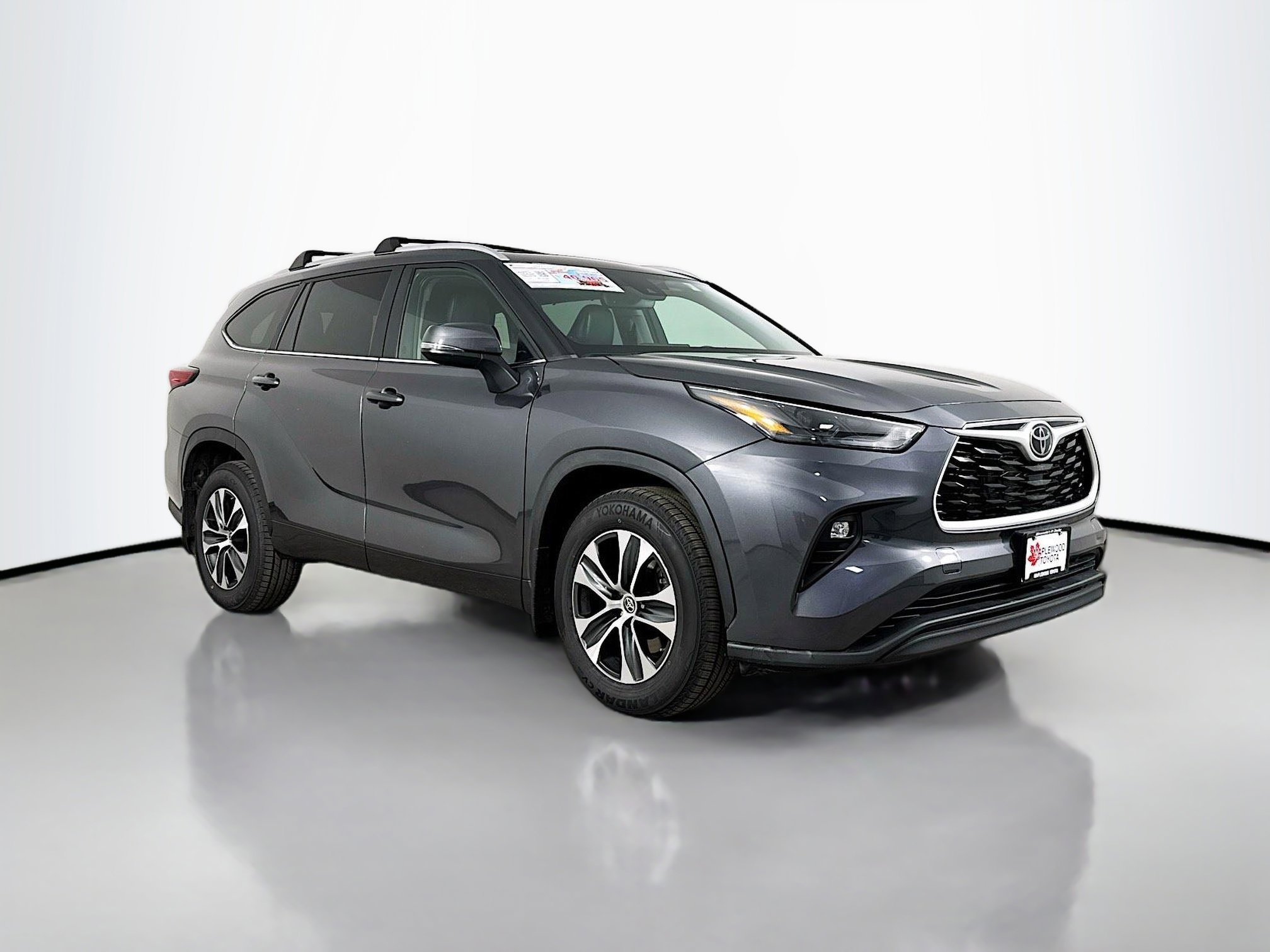 Used 2023 Toyota Highlander XLE