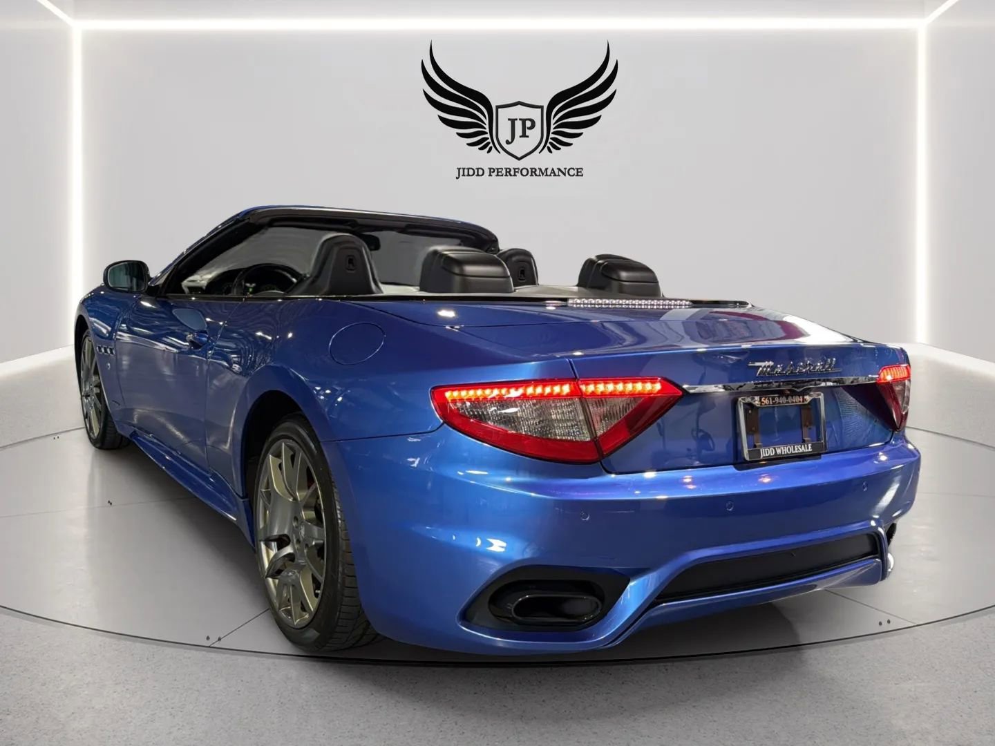 Used 2018 Maserati GranTurismo Sport RWD image 45