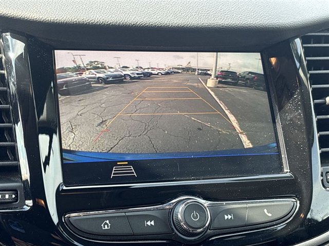 Certified 2020 Chevrolet Trax LT w/ LT Convenience Package FWD image 14