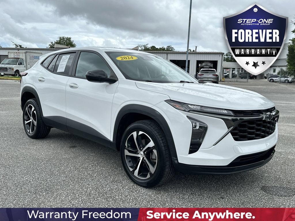 Used 2024 Chevrolet Trax RS FWD image 9