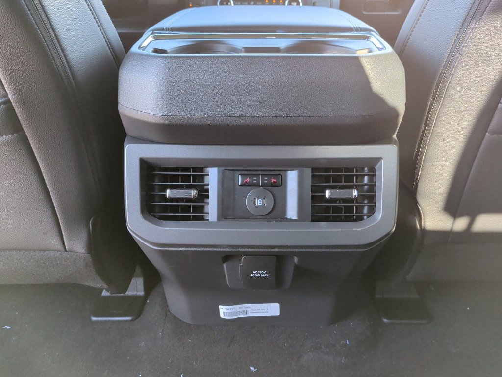 New 2027 Ford F250 Lariat w/ Lariat Ultimate Package AWD/4WD image 44