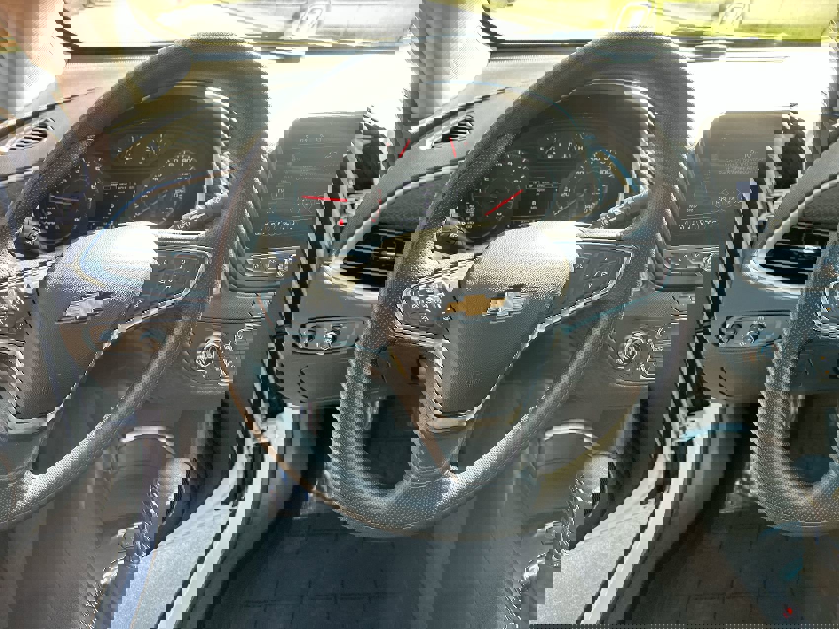 Used 2024 Chevrolet Malibu LT image 14