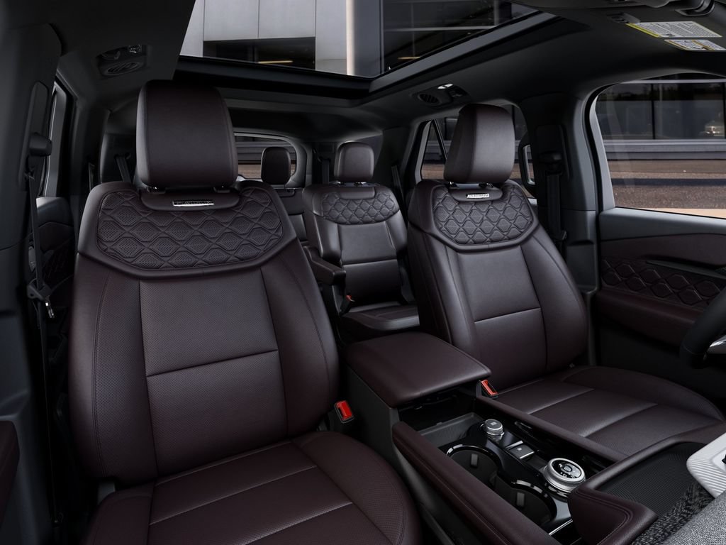 New 2027 Ford Explorer Platinum w/ LUX Leather Package AWD/4WD image 10