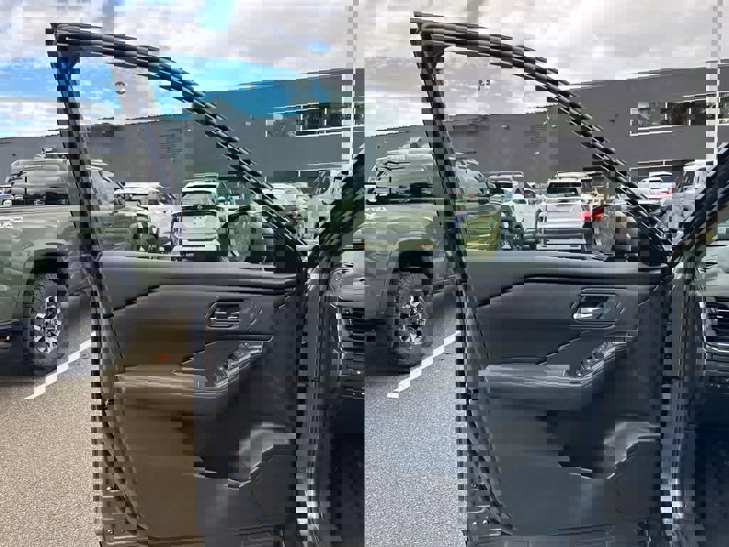 New 2026 Nissan Rogue SV image 9