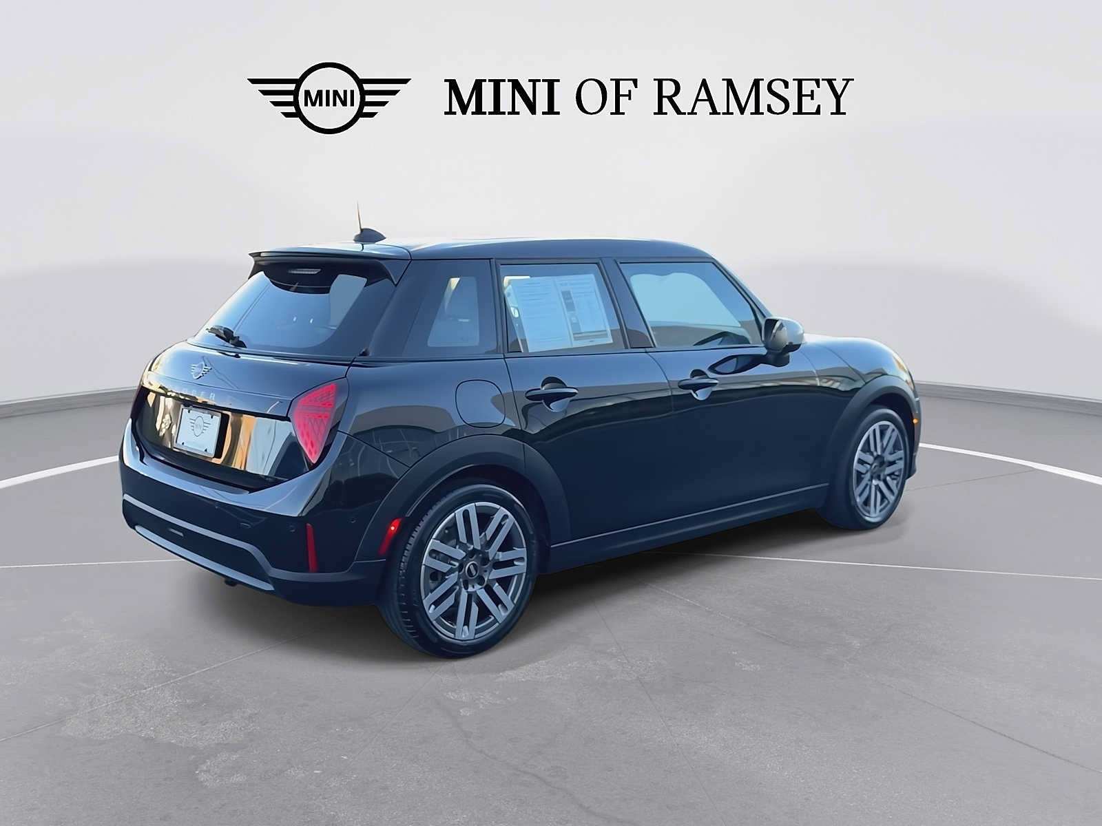 Used 2026 MINI Cooper S FWD image 8