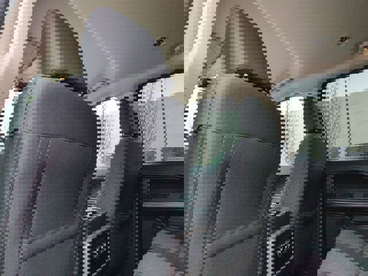 Used 2024 Ford Expedition Max XLT image 18