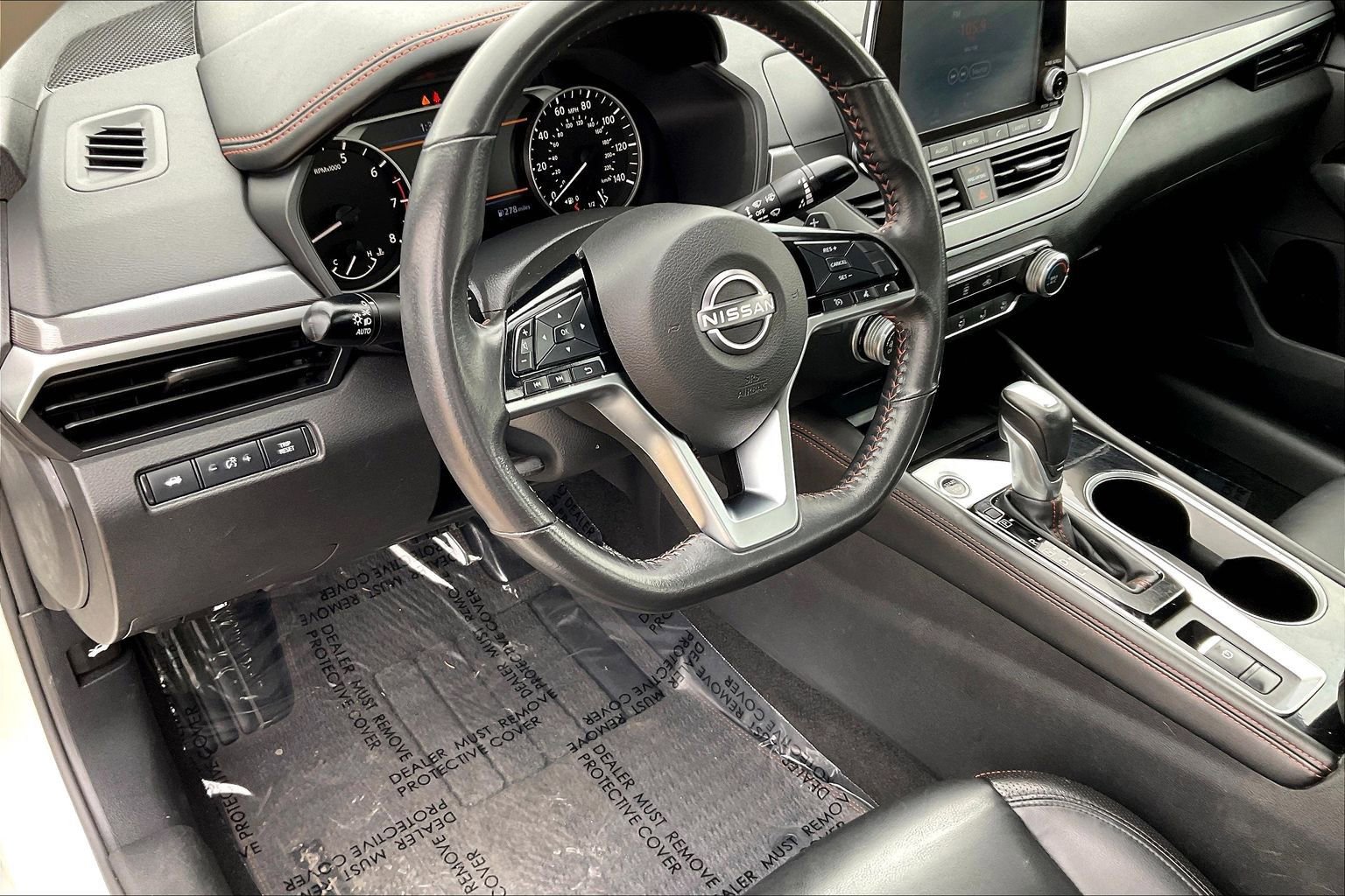 Used 2023 Nissan Altima 2.5 SR image 14