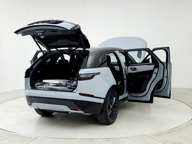 New 2026 Land Rover Range Rover Velar Dynamic SE image 11