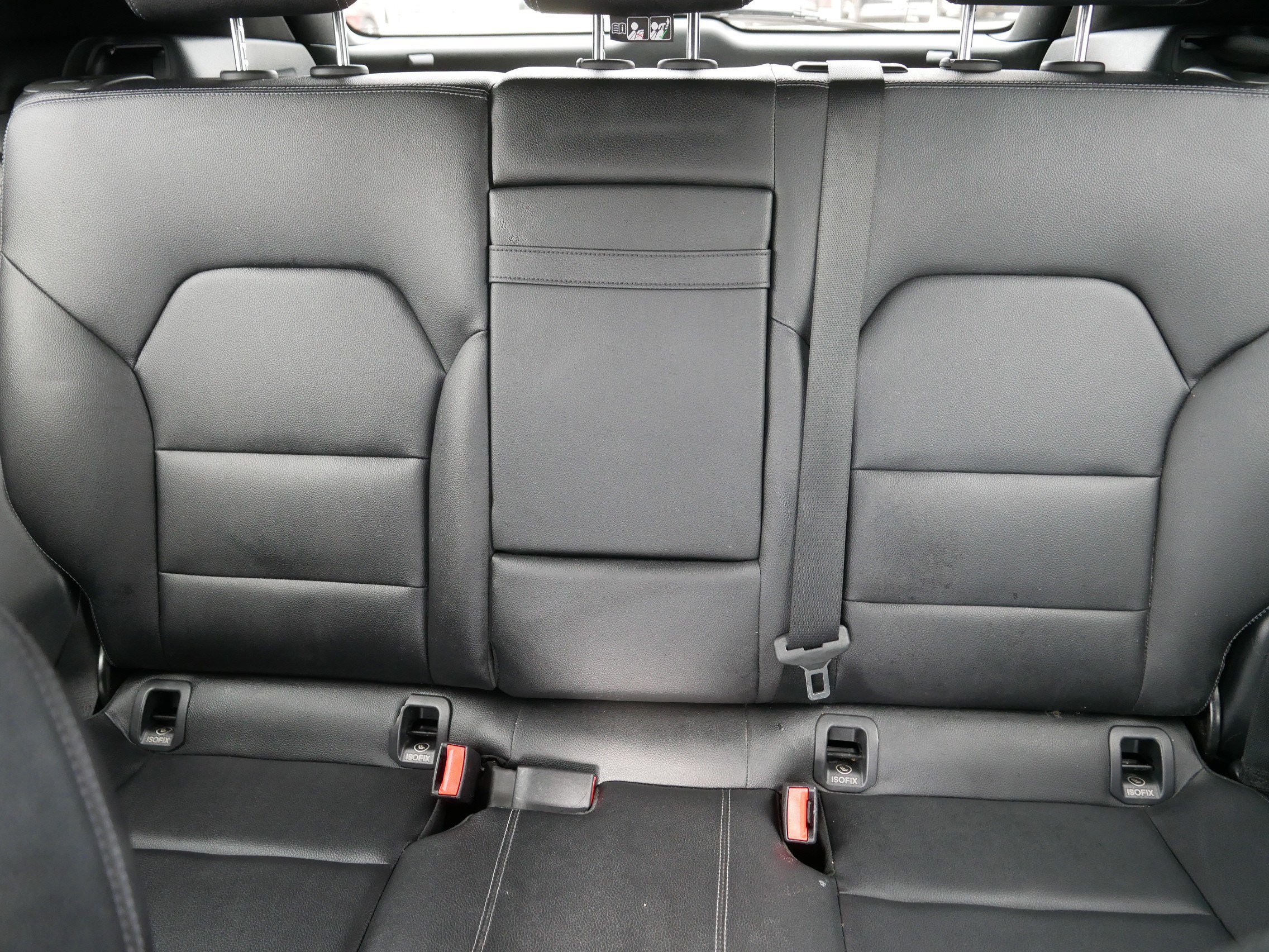 Used 2018 Mercedes-Benz GLA 250 4MATIC image 13