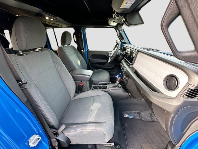 Used 2024 Jeep Wrangler Sport S image 27