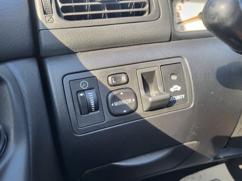 Used 2006 Toyota Corolla CE image 18