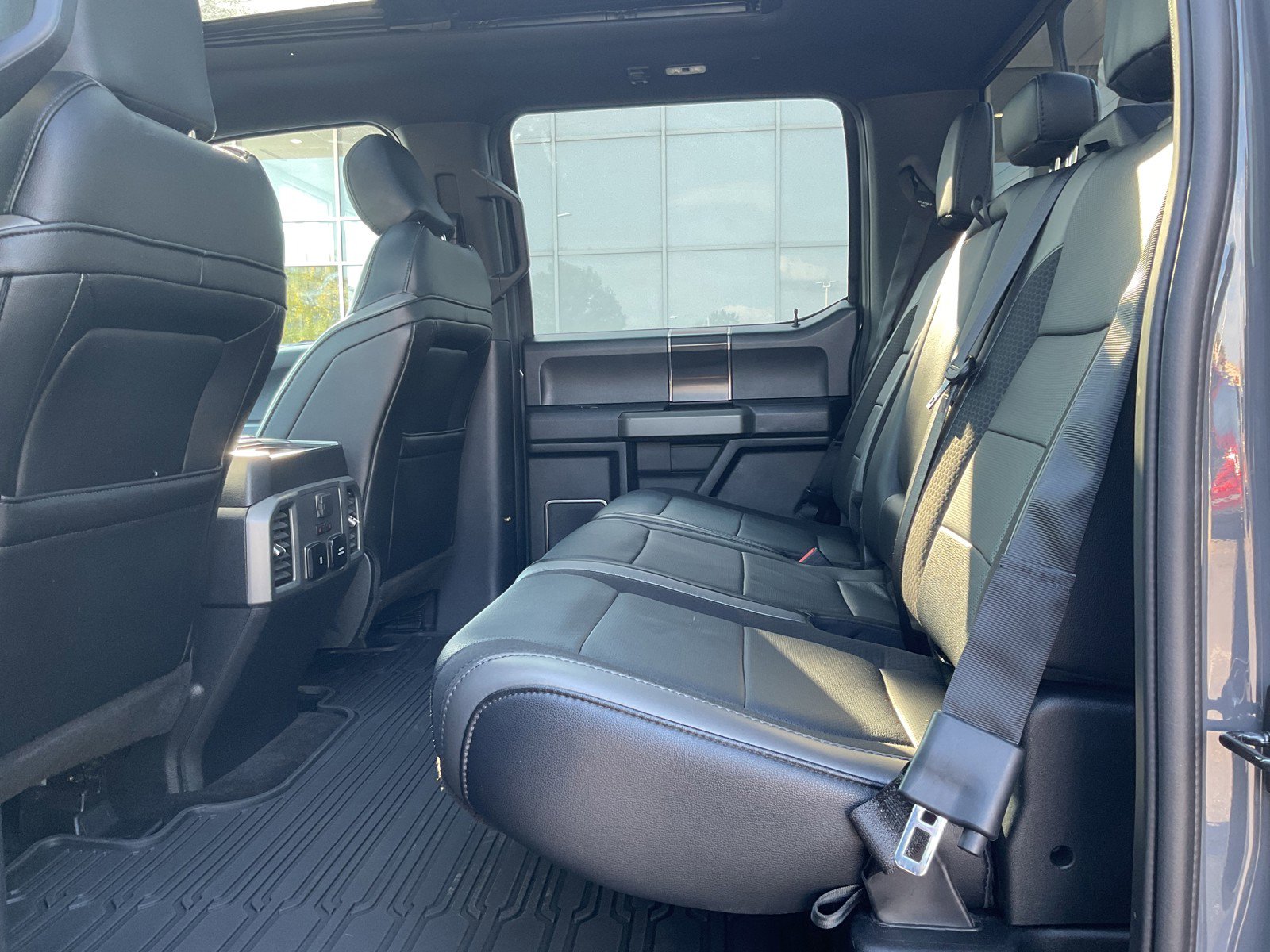 Used 2020 Ford F150 Raptor w/ Equipment Group 802A Luxury image 27