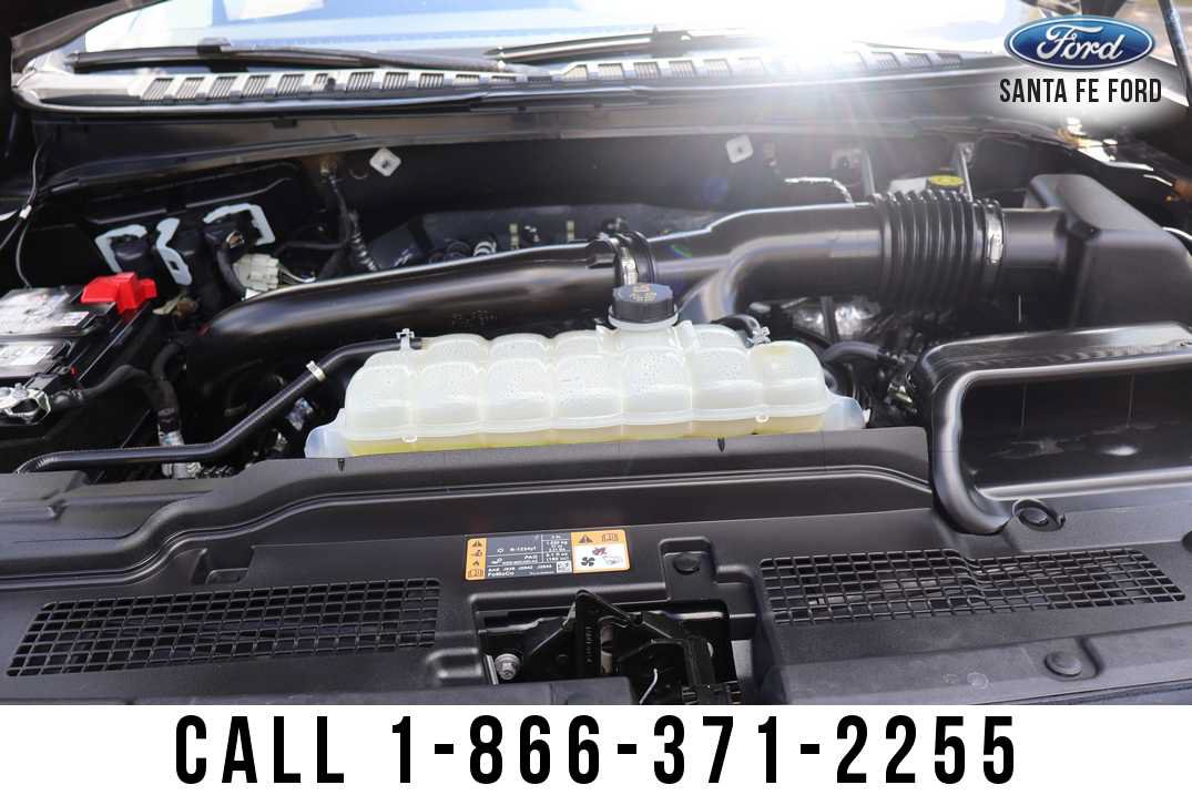 Used 2025 Ford Expedition Active RWD image 34