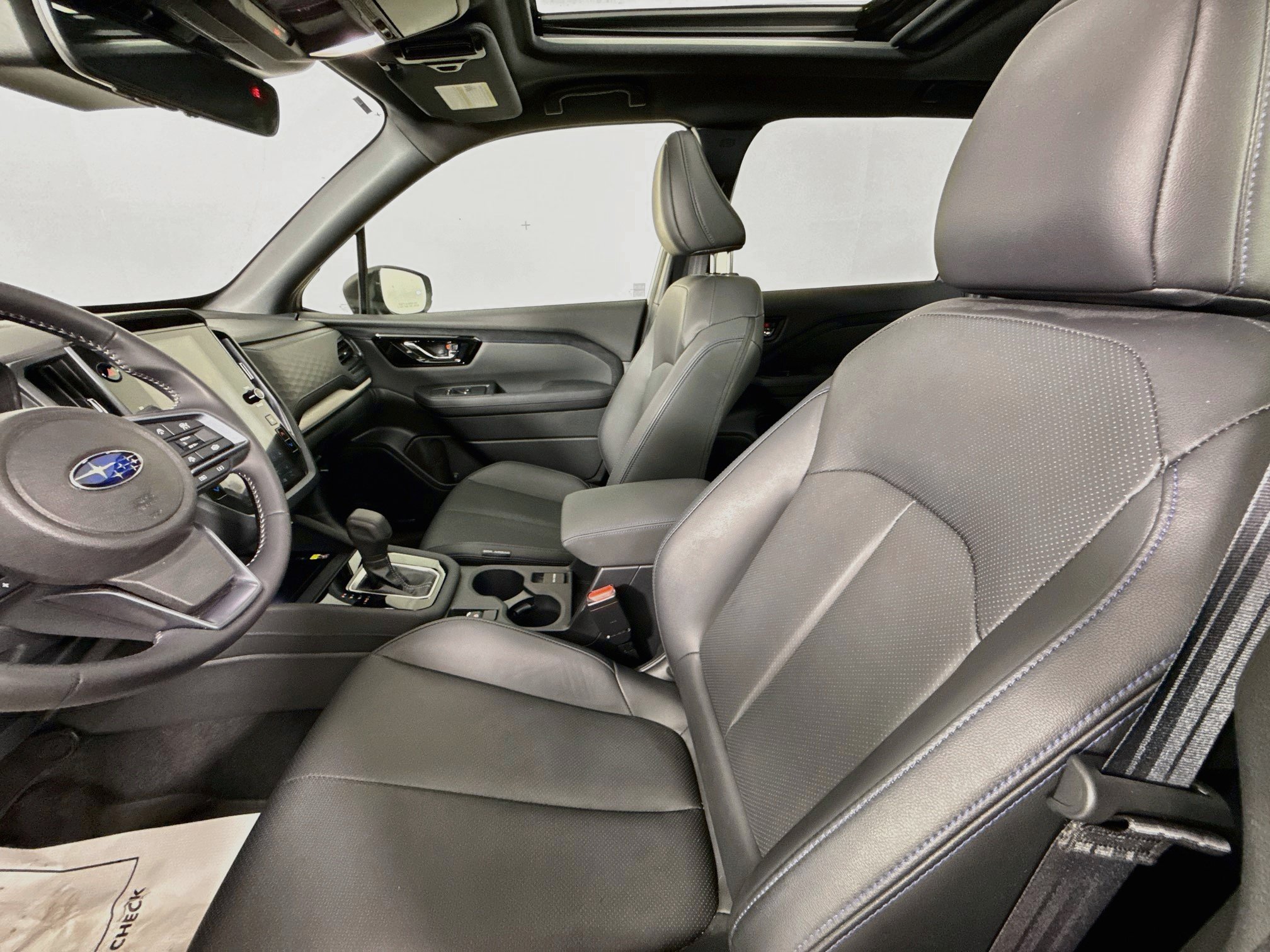 Used 2025 Subaru Forester Limited AWD/4WD image 11