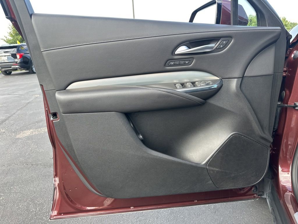 Used 2023 Cadillac XT4 Premium Luxury w/ Cold Weather Package image 20