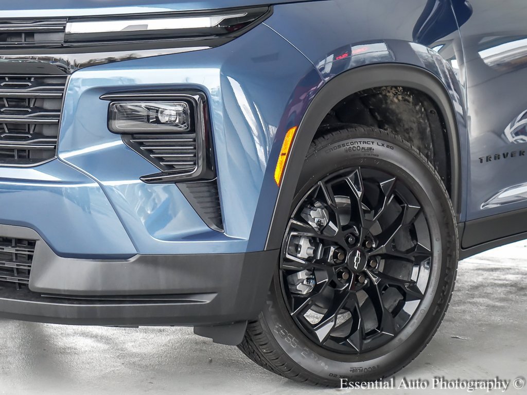 New 2026 Chevrolet Traverse LT w/ Midnight/Sport Edition image 4