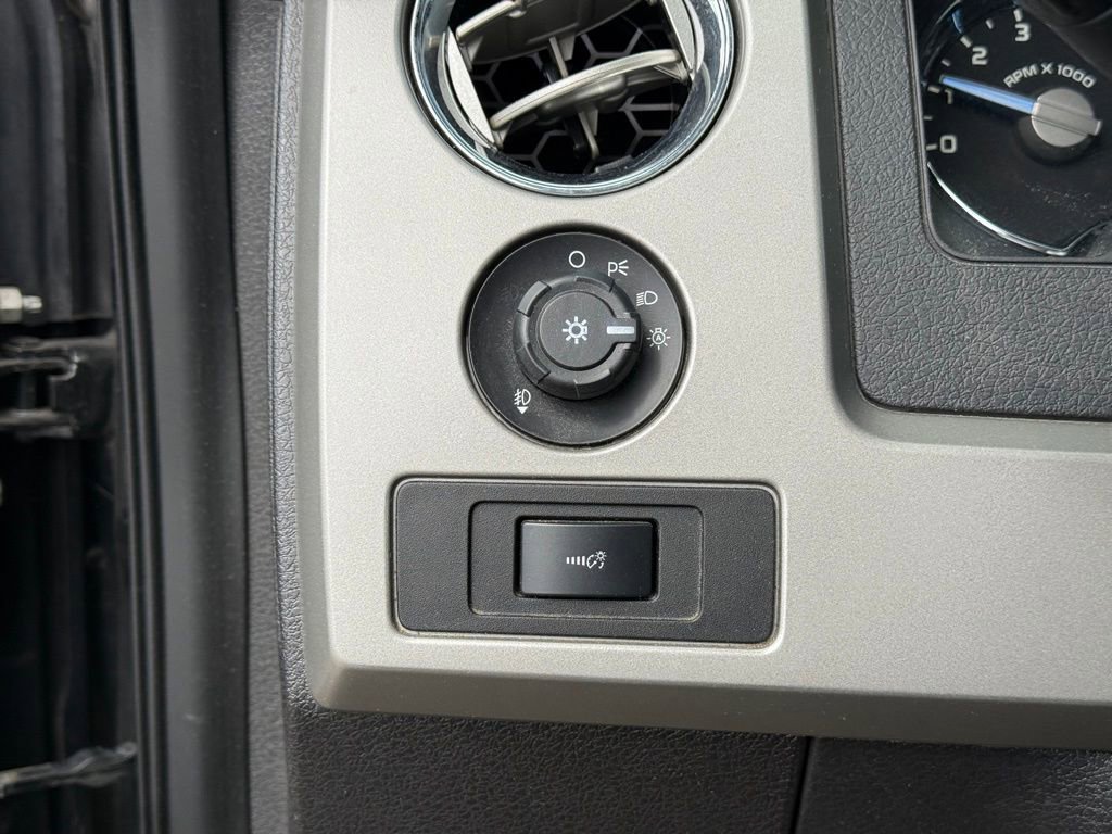 Used 2012 Ford F150 Lariat w/ Lariat Chrome Pkg image 20