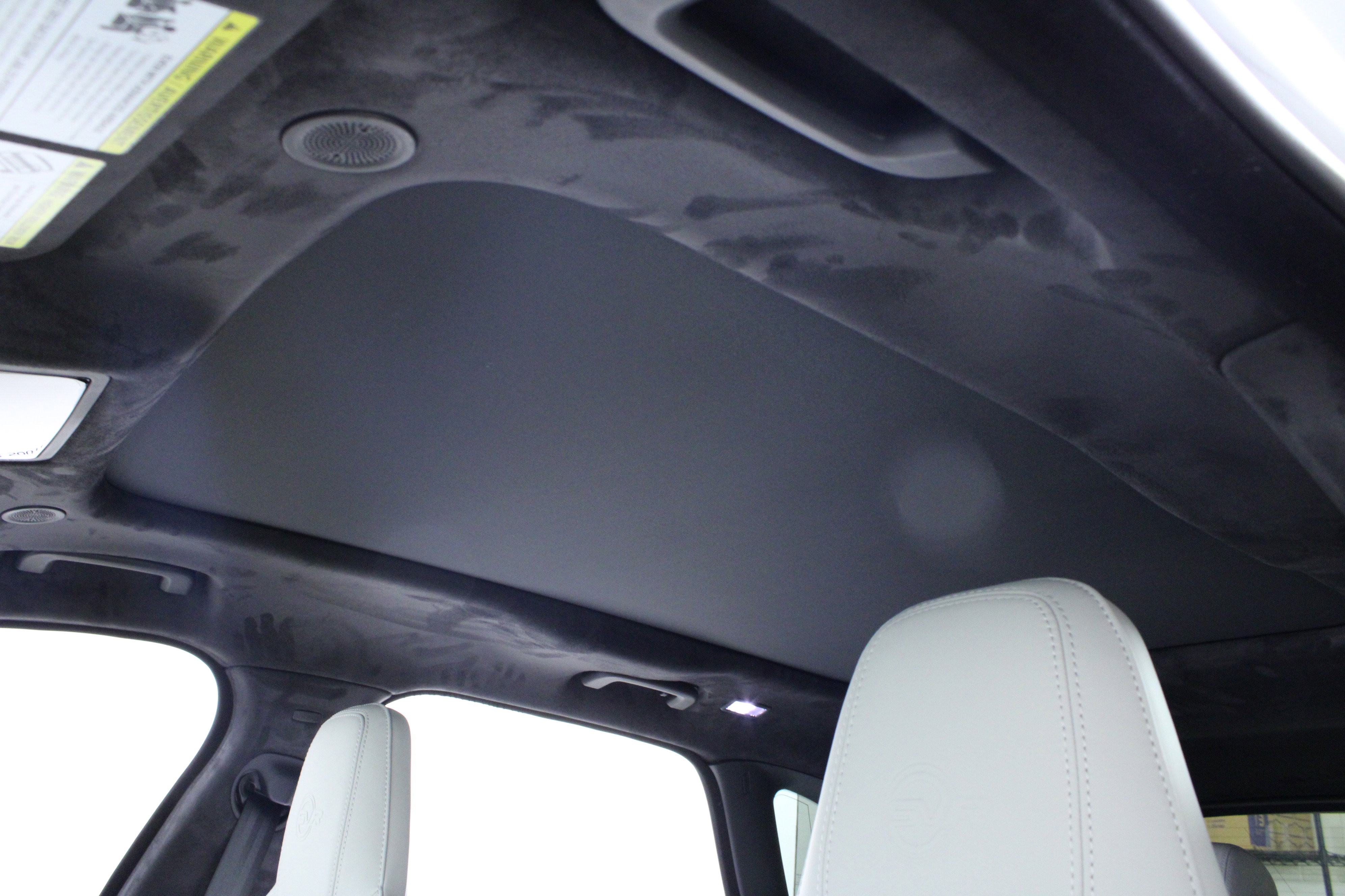 New 2026 Jaguar F-PACE SVR 575 Edition image 23