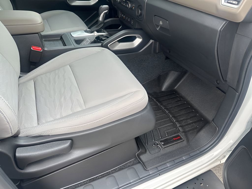 Used 2022 Nissan Frontier SV image 16