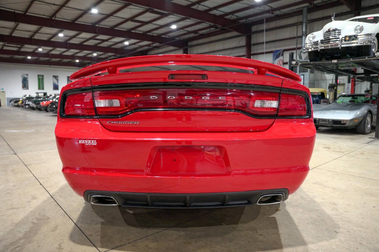 Used 2014 Dodge Charger SXT image 7