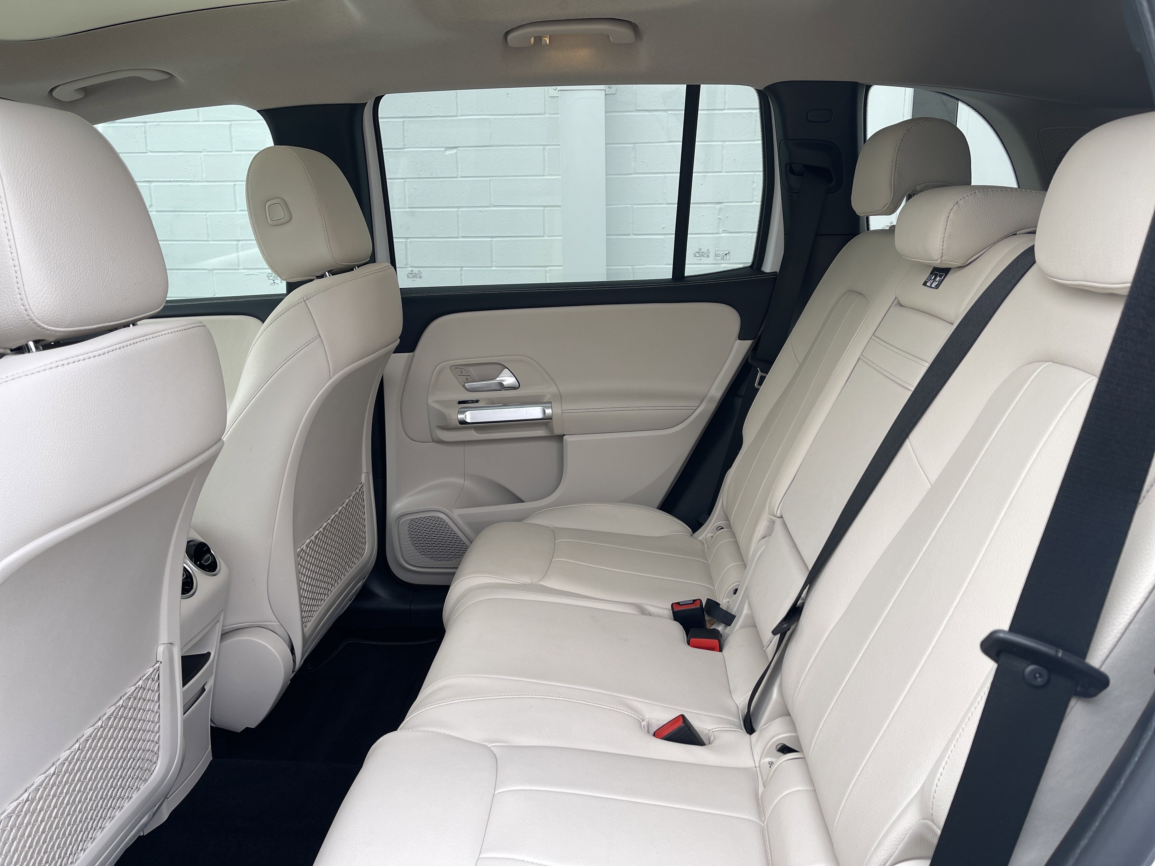 Used 2022 Mercedes-Benz GLB 250 image 26