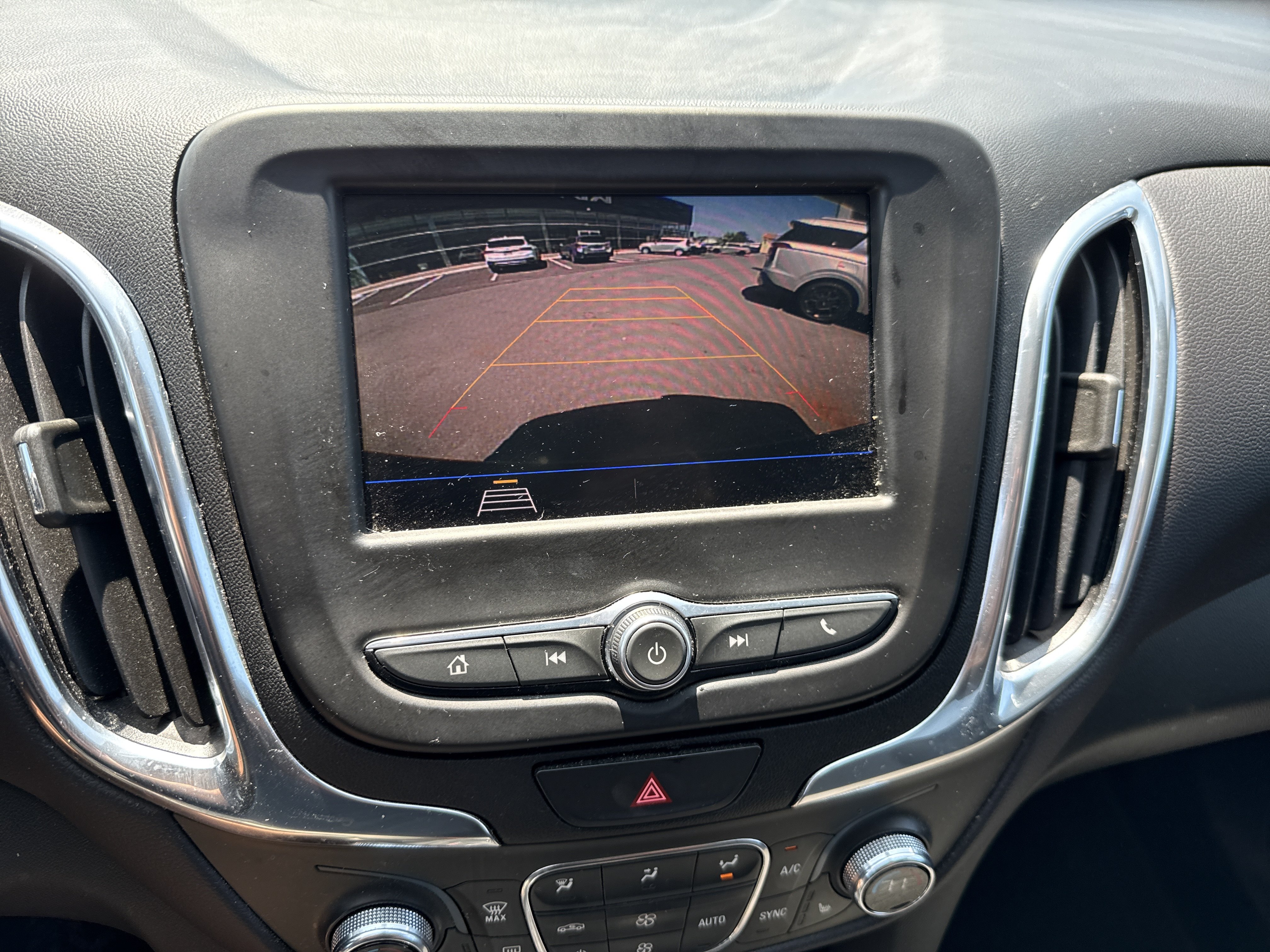 Used 2021 Chevrolet Equinox LT AWD/4WD image 26