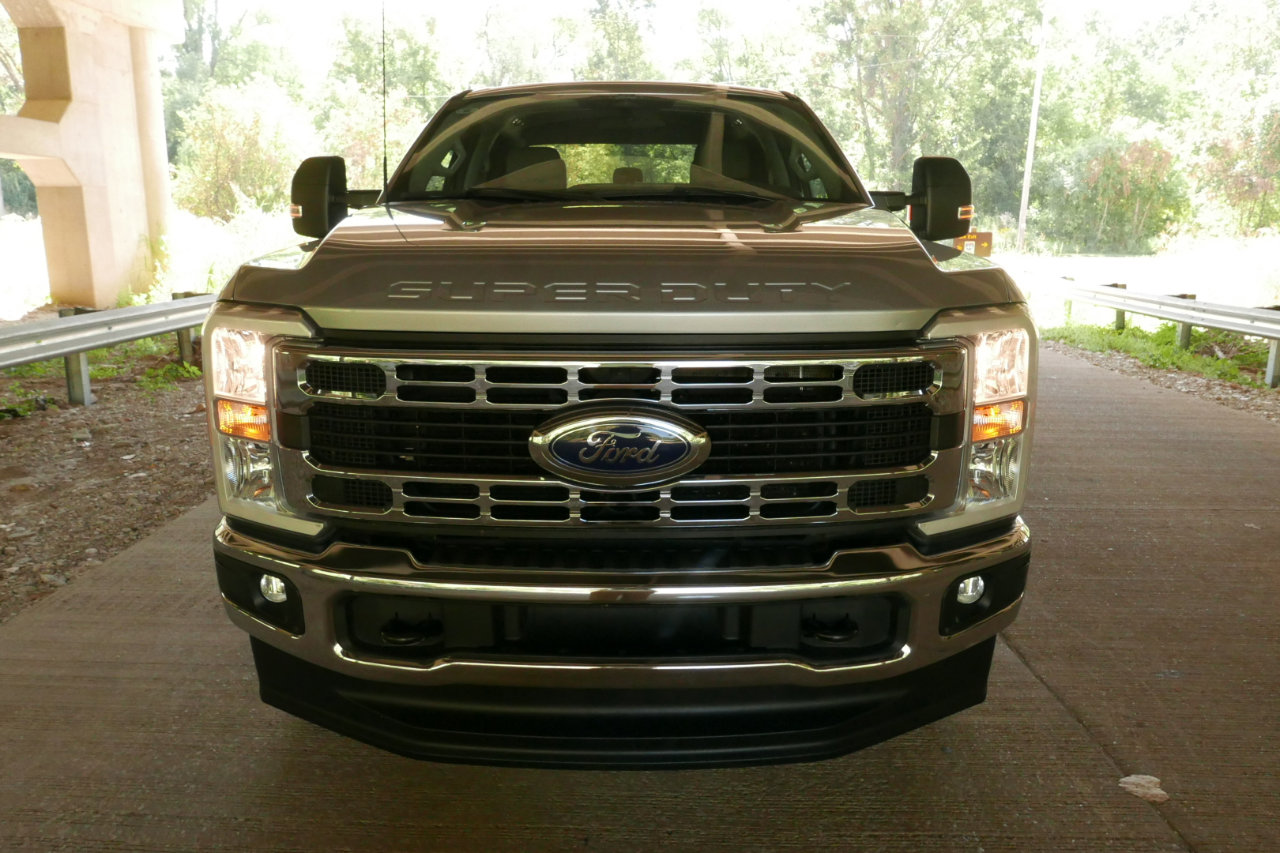 Used 2024 Ford F350 XLT image 29